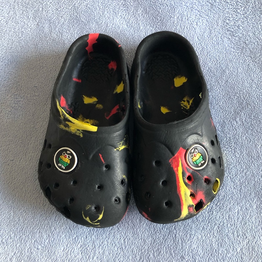 Toddler Boy Black Clogs 🦉 Size 6.5